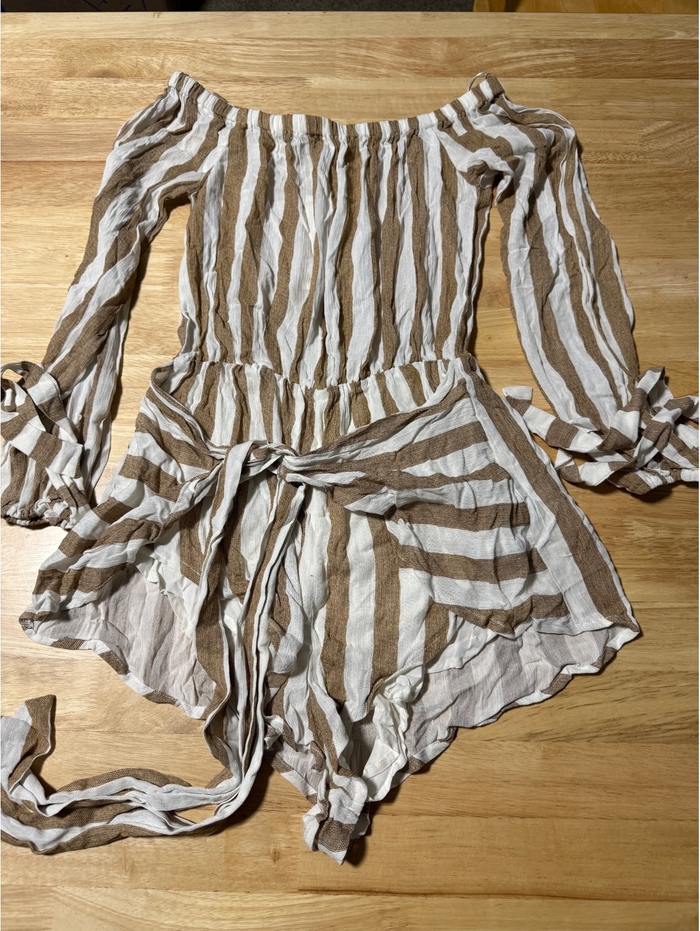 Akaiv Women’s Small Taupe White Striped Off Shoulder Romper NWT
